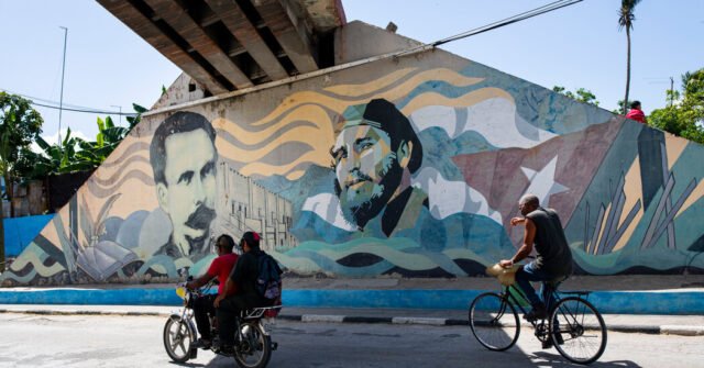 Gli Stati Uniti stringono il cerchio su Cuba mentre cercano un nuovo leader per il regime Gli Stati Uniti stringono il cerchio su Cuba mentre cercano un nuovo leader per il regime