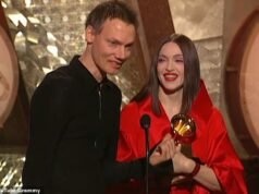 Madonna rende omaggio al compianto William Orbit come cantante, ringraziando il produttore musicale ‘geniale’ per essere stato fonte di ispirazione dopo l’album vincitore di un Grammy della coppia, seguito alla sua morte all’età di 69 anni