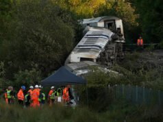 Deragliamento di un treno nei pressi della città di Lewes, nell’East Sussex (Regno Unito)