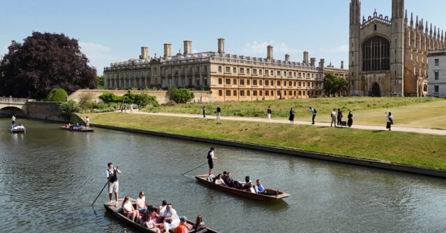 15int-uk-cambridge-qqqq-facebookJumbo.jpg
