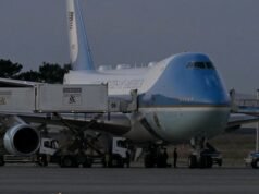 Trump ha lasciato la Turchia a bordo di un terzo aereo segreto a causa di una minaccia di assassinio in Iran: secondo quanto riportato