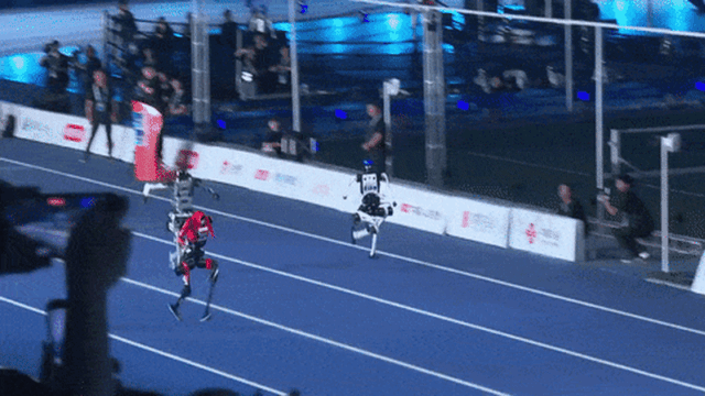 1bbf257a3c2744cc0ee0122824e630b8d2f93ffabcdfc4a15518fc4dc4d2d015.gif