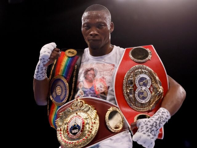 2022-07-02T212231Z_535875165_UP1EI721NDGE7_RTRMADP_3_BOXING-HEAVYWEIGHT-JOYCE-HAMMER-1787389411.jpg