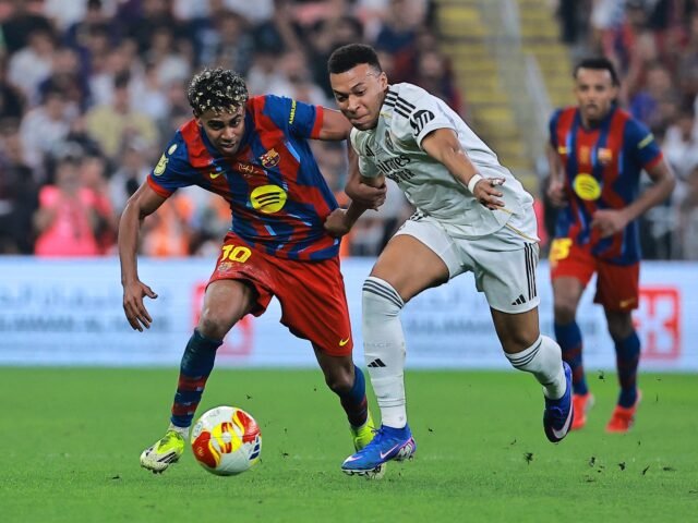 2026-01-11T210512Z_995569146_UP1EM1B1MKMK7_RTRMADP_3_SOCCER-SPAIN-BAR-RMA-1786199809.jpg