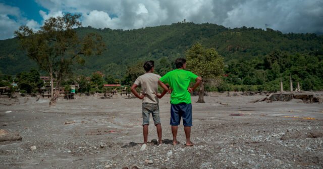 28nepal-floods-hydroelectric-industry-topart-vqlg-facebookJumbo.jpg