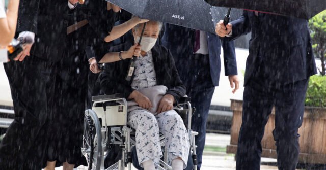 31int-skorea-church-verdict-01-hvbj-facebookJumbo.jpg