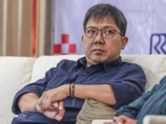 Bung Towel chiama Ivar Jenner Kampungan