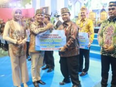 Il governatore del Kalimantan Centrale accelera l’accesso equo a Internet nelle aree remote e dona migliaia di unità Starlink