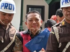 Febrie Adriansyah chiede alla Procura Generale di restituire 74 kg di oro e contanti come prove