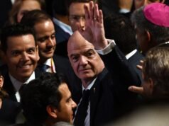 Infantino della FIFA ha sostenuto in Colombia, dove partecipa all’inaugurazione del presidente