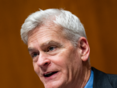 Bill Cassidy voterà sì a Todd Blanche come procuratore generale, mettendolo sulla strada della conferma