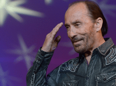 Esclusiva: Lee Greenwood spiega perché ‘Dio benedica gli USA’ conta più che mai