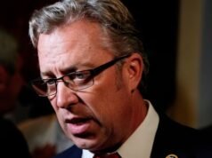 Il comitato di azione politica Green Energy PAC ha sconfitto il conservatore Andy Ogles alle primarie del Tennessee