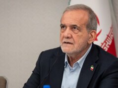 “Le merci non arrivano”: Teheran si prepara a disordini mentre Trump intensifica l’offensiva economica