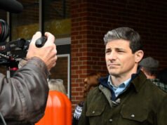Il corrispondente capo della CBS Matt Gutman accusato di molestie in una causa legale