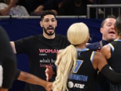 Enes Kanter espulso da una partita della WNBA dopo uno scontro con una giocatrice