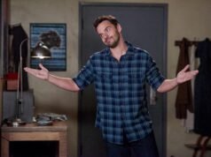 Jake Johnson voleva che Nick apparisse “completamente nudo” nella reunion di “New Girl”, rivela la creatrice Liz Meriwether