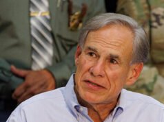 Il governatore del Texas Abbott ordina un’indagine sulle strutture per musulmani negli aeroporti statali
