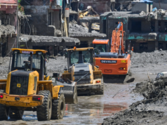 Gli esperti individuano la probabile causa della mortale frana in Nepal, con oltre 1.400 dispersi