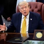 Trump trolla l’Iran con la foto di “TRUMP STRAIT” pochi minuti dopo aver rifiutato l’accordo di cessate il fuoco di 7 giorni