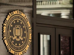 Violazione dell’FBI: una banda informatica afferma di possedere dati sensibili di agenti e operazioni