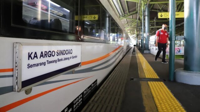 I treni Argo Sindoro e Argo Merbabu demoliti, confluiti nel treno Muria a partire da ottobre 2026 I treni Argo Sindoro e Argo Merbabu demoliti, confluiti nel treno Muria a partire da ottobre 2026