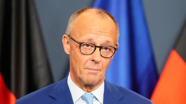 Il tedesco Merz inciampa dopo un’altra grande sconfitta elettorale. Ma per quanto tempo?
