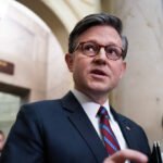 Mike Johnson sostiene l’opposizione ai data center “provenienti dalla Cina”