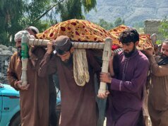 L’Afghanistan dice che tre sono stati uccisi negli attacchi aerei pakistani
