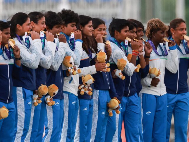 L’India sconfigge lo Sri Lanka per 147 punti mentre Mandhana brilla nella finale dei Giochi Asiatici L’India sconfigge lo Sri Lanka per 147 punti mentre Mandhana brilla nella finale dei Giochi Asiatici