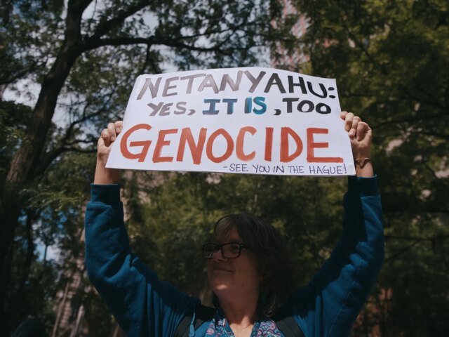 Più di 100 arrestati mentre i newyorkesi protestano contro la visita di Netanyahu all’ONU Più di 100 arrestati mentre i newyorkesi protestano contro la visita di Netanyahu all’ONU