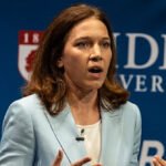 La democratica del New Jersey Rebecca Bennett schiva la domanda sul patrimonio netto 3 volte