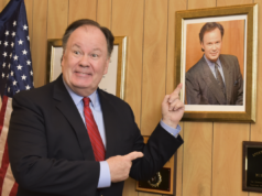 Dennis Haskins, la star di “Salvato dalla Bell”, muore a 75 anni