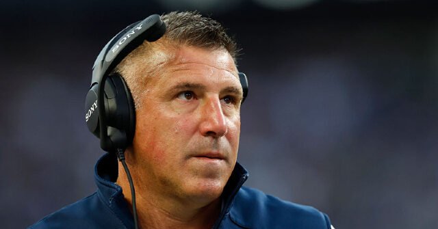 L’allenatore dei Patriots Mike Vrabel difende la posizione di TreVeyon Henderson a favore dei genitori nel caso di custodia transgender L’allenatore dei Patriots Mike Vrabel difende la posizione di TreVeyon Henderson a favore dei genitori nel caso di custodia transgender