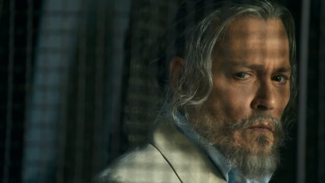 Johnny Depp ritorna nell’oceano nel trailer di Day Drinker Johnny Depp ritorna nell’oceano nel trailer di Day Drinker