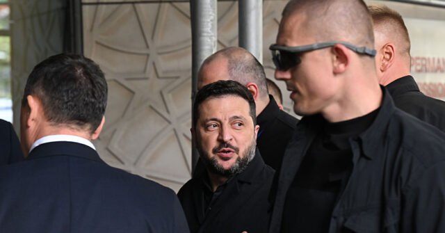 “Blyat!”: Zelenskyj si scontra con un reporter russo a New York “Blyat!”: Zelenskyj si scontra con un reporter russo a New York