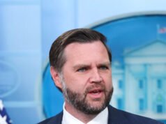 JD Vance a Breitbart: anche i democratici devono ammettere lo straordinario livello di accesso offerto dall’amministrazione Trump