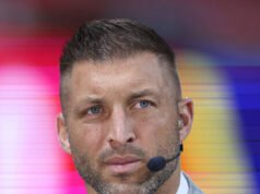 Tim Tebow interrompe il rapporto con il seminario cristiano sulla creazione di ricchezza nel mezzo di un’indagine su una truffa