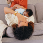 La depressione postpartum è collegata a un rischio di morte infantile quasi 3 volte più elevato