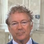 Rand Paul: i candidati devono opporsi alla guerra con l’Iran e alla guerra commerciale con il Canada, se dite semplicemente “siamo meno socialisti” non funzionerà