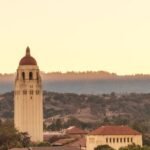 Stanford U. si scusa per aver utilizzato l’intelligenza artificiale per scambiare uno studente maschio ispanico con una femmina nera nell’annuncio