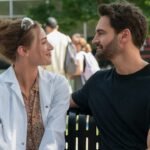 Recensione di “The Love Hypothesis”: Charming Romance si attiene alla formula