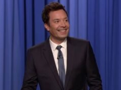Guarda Jimmy Fallon che prende in giro Trump per la chiusura del Kennedy Center