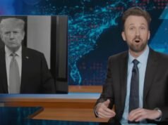 Il “Daily Show” prende in giro l’amministratore Trump per aver negato che l’annuncio riproposto sia uno spot elettorale