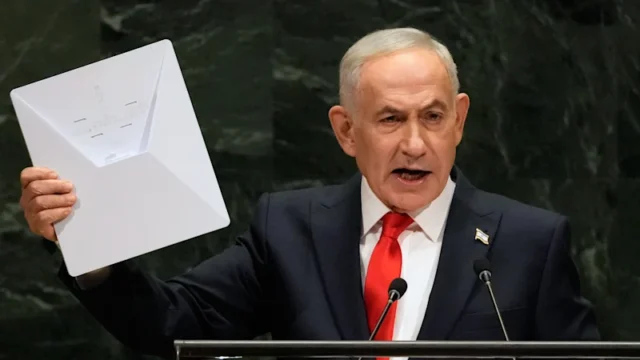Il primo ministro israeliano indignato disprezza i critici ma conquista pochi nuovi amici Il primo ministro israeliano indignato disprezza i critici ma conquista pochi nuovi amici