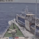 La guardia costiera cinese sperona una nave filippina nel Mar Cinese Meridionale, scatenando uno scontro diplomatico