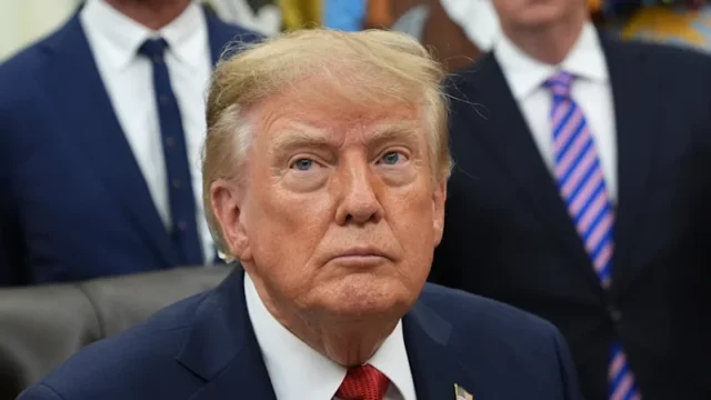 Trump creerà una “forza AI” e nominerà uno “zar dell’IA”, ma promette di non soffocare la crescita del settore