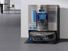 Il Deebot X12S OmniCyclone di Ecovacs combatte sia gli acari della polvere che i timori relativi alla privacy