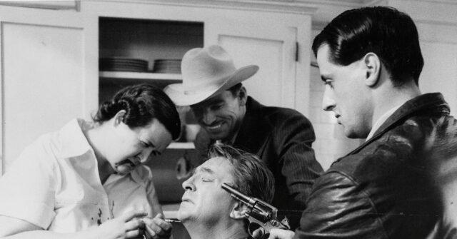 farewell-my-lovely-mitchum-getty-640x335.jpg