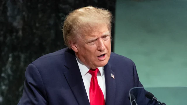 Alle Nazioni Unite, Trump minaccia di “annientare” l’Iran ma prevede un accordo dopo le elezioni di medio termine Alle Nazioni Unite, Trump minaccia di “annientare” l’Iran ma prevede un accordo dopo le elezioni di medio termine